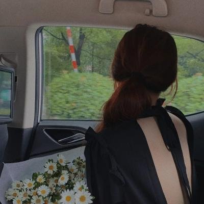 圈内顶流言论翻车，全网玩梗，一夜之间持续发酵